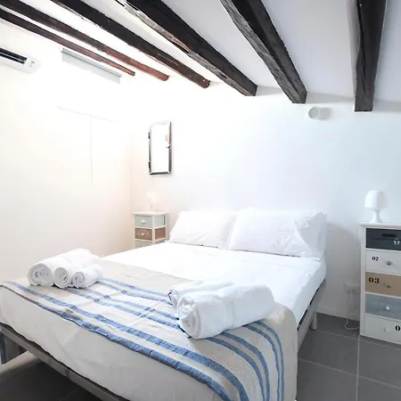 Iflat Residenza Liberta Ai Giardini Del Centro Apartment