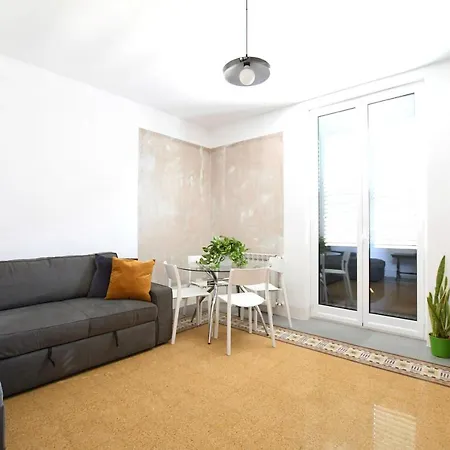 Apartment Iflat Residenza Liberta Ai Giardini Del Centro