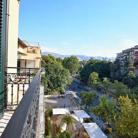 Iflat Residenza Liberta Ai Giardini Del Centro