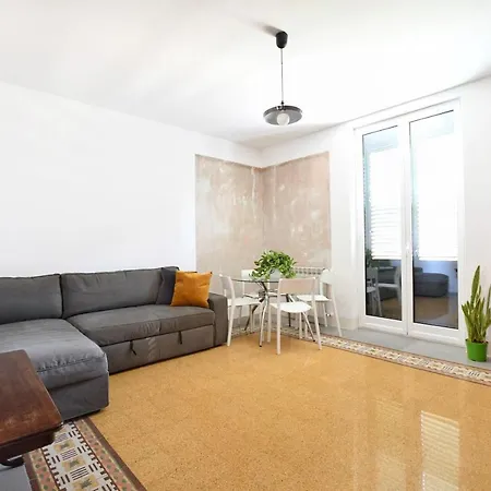 Apartment Iflat Residenza Liberta Ai Giardini Del Centro