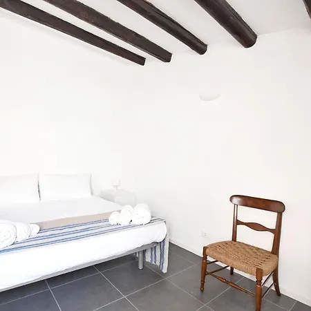 Iflat Residenza Liberta Ai Giardini Del Centro * Palermo